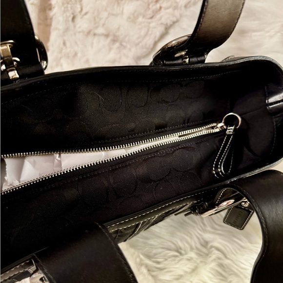 Coach Black Leather Tote with Contrast Stitching - Picture 8 of 11